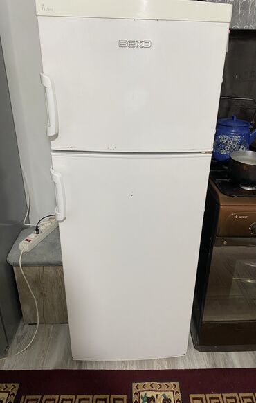 куплю холодильник бу: Холодильник Beko, Б/у, Двухкамерный, 54 * 145 * 54