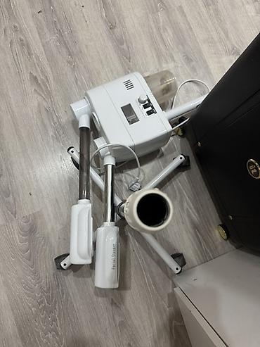 педикюрный трон: Профессиональный паровой аппаратор для лица (Facial Steamer) на стойке — 1