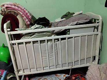 Mebel: Oğlan və qız üçün, İşlənmiş, Dördbucaq, Beşik, Dəst ilə, Matrassız, Yellənmə mexanizmsiz — 1