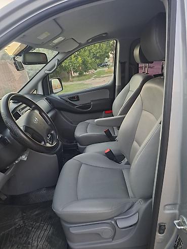 старекс 4х4: Hyundai H-1: 2020 г., 2.5 л, Автомат, Дизель, Минивэн — 9