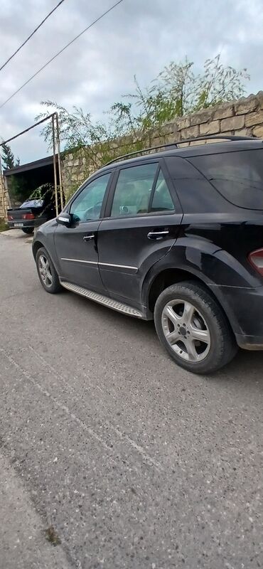 Mercedes-Benz: Mercedes-Benz ML 350: 3.5 l | 2008 il Ofrouder/SUV — 2