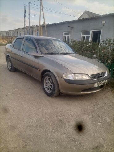 maşin aliram: Opel Vectra: 1.6 l | 1996 il | 375489 km Sedan