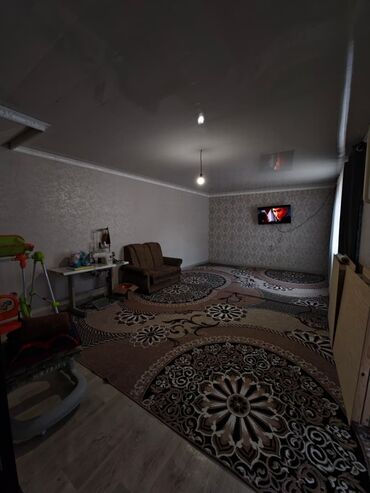 Продажа домов: Дом, 120 м², 4 комнаты, Собственник, Старый ремонт at lalafo.kg — 8 Продажа домов: Дом, 120 м², 4 комнаты, Собственник, Старый ремонт — 8