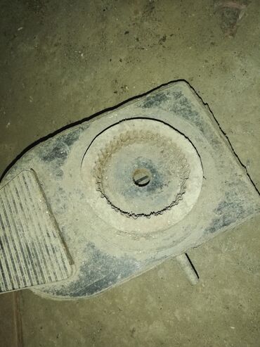 Hava vuranlar: Məhsul: Tövlə/ferma üçün əl fırlatmalı hava üfürəni (körük tipli hava — 9