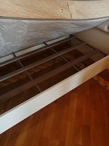 Çarpayılar: Ağ rəngli tək nəfərlik çarpayı və döşək dəsti. - Ölçü: tək nəfərlik — 3