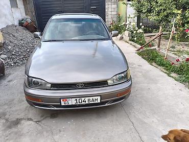 corolla 2016: Toyota Camry: 1992 г., 2.2 л, Механика, Бензин, Седан — 4