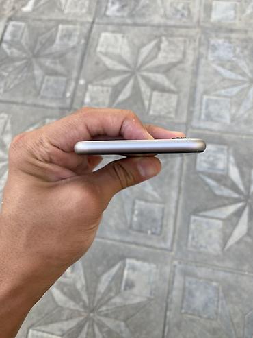 iphone 16e qiymet: IPhone 6s, Gümüşü, Barmaq izi — 4