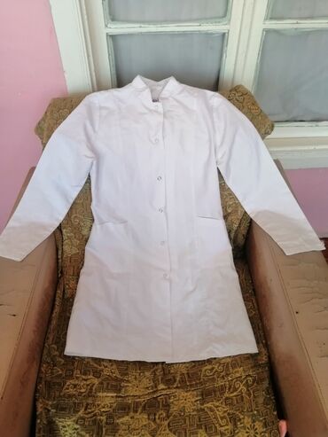 Tibbi geyim: Salam aleykum kişi ve Qadin ücün tibbi Xalatlar satiram teze deyil az — 23