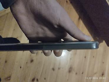 nokia 6 plus: Smartfon satılır, qara rəngdədir və nazik korpusa malikdir. Şəkillərdə — 1