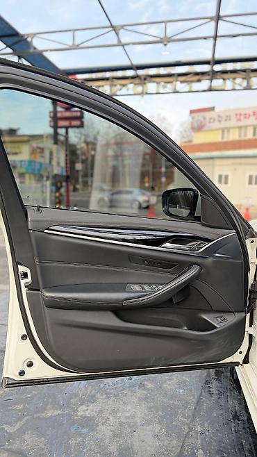 BMW: BMW 5 series: 2019 г., 2 л, Бензин — 8