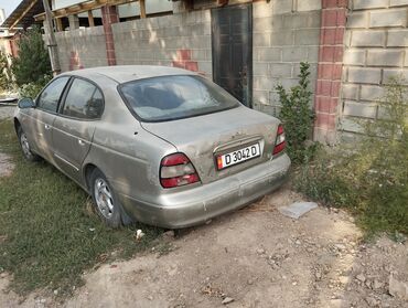 нексия 1: Daewoo Leganza: 1.8 л, Механика, Газ, Седан