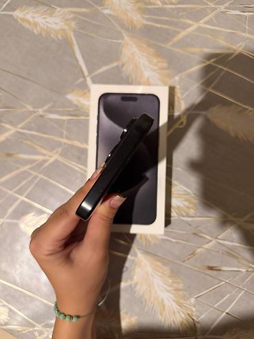 Apple iPhone: IPhone 15 Pro, Black Titanium, Simsiz şarj — 5