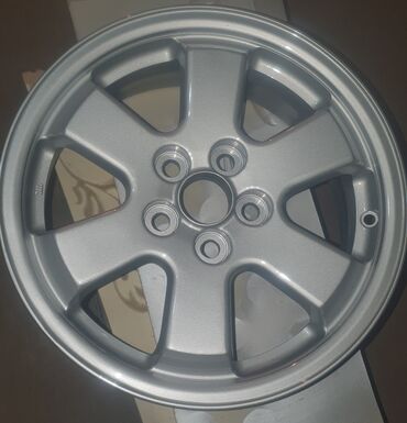 disk təkərlər: İşlənmiş Disk təkər Toyota R 15, 5 Boltlu