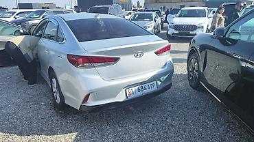 фара на саната: Hyundai Sonata: 2017 г., 2 л, Автомат, Газ, Седан — 2