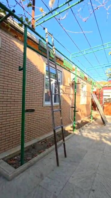 Həyət evləri və villaların satışı: Bakıxanovda 1.4 sotda 3 otaqlı həyət evimi satıram, hər bir şəraiti -da lalafo.az — 15 Həyət evləri və villaların satışı: Bakıxanovda 1.4 sotda 3 otaqlı həyət evimi satıram, hər bir şəraiti — 15