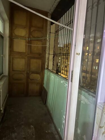 Uzunmüddətli kirayə mənzillər: Nərimanov Rayonu Gənclik Metrosu Ayna Sultanova 4 otaq. Mərtəbə - 9/7 — 19