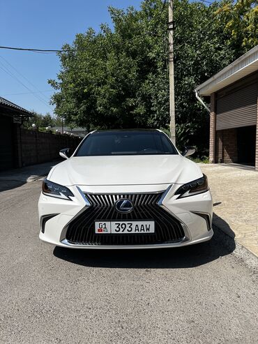 авто в рассрочку электромобиль: Lexus ES: 2019 г., 2.5 л, Гибрид