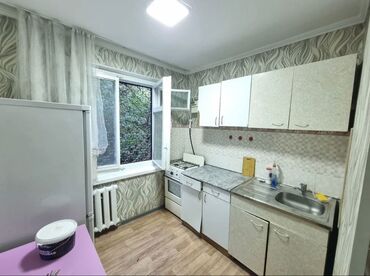 3 микрорайоне: 1 комната, 34 м², 104 серия, 2 этаж, Косметический ремонт