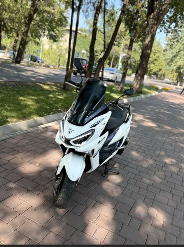 запчасти для электро скутер: Макси скутер 150 куб. см, Бензин, Б/у, В рассрочку