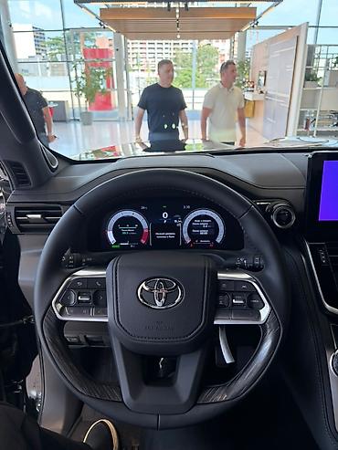 byd e6: Toyota Land Cruiser: 2026 г., 3.5 л, Автомат, Гибрид, Внедорожник — 4