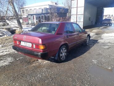 Mercedes-Benz: Mercedes-Benz 190: 1990 г., 2 л, Механика, Бензин, Седан