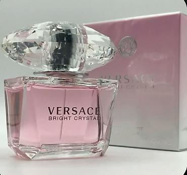 bright: Versace Bright Crystal — женская туалетная вода. - Аромат: свежий — 3