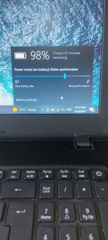 Acer: Laptop Acer TravelMate P259-baterija preko3h idealan za auto — 15