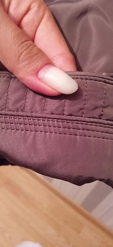 Пуховики и зимние куртки: Куртка пуховик женская обсолютно новая, натуралка размер — 7