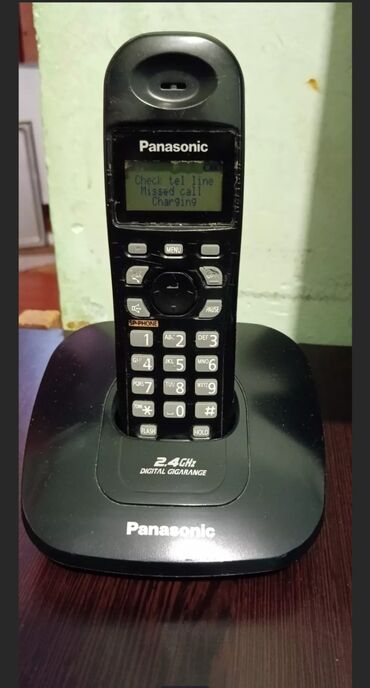 Stasionar telefonlar: Panasonic KX-TG 3611
normal vəziyyətdə