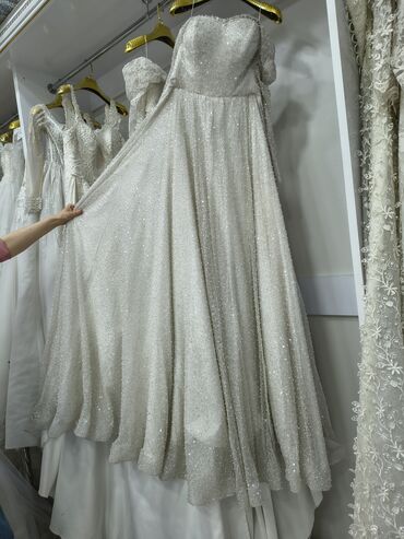 Toy paltarları: Parıltılı gəlinlik paltarı - Rəng: süd ağ/ivori tonlarında - Model — 7