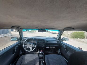 Volkswagen: Volkswagen Vento: 1995 г., 1.8 л, Механика, Бензин, Седан — 6