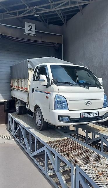 133: Hyundai Porter II тентованный бортовой малотоннажник. - Двигатель — 1