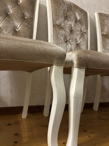 Masa və oturacaq dəstləri: Yemək otağı dəsti – masa və stullar - Klassik üslubda yemək masası — 20