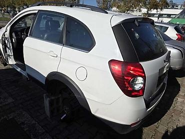 mini kauc: CHEVROLET CAPTIVA 2.0 2008. GOD. - KOMPLETAN AUTO U DELOVIMA | — 2
