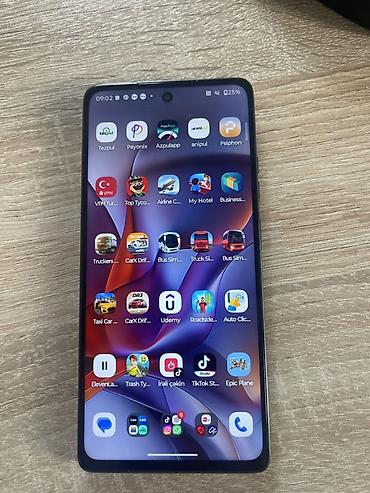hp pavilon 17: Motorola Moto G75, 256 GB, rəng - Qara, Sensor, Barmaq izi, Simsiz şarj — 1