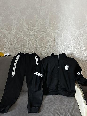 İdman dəstləri: Qara idman dəsti – 2 hissəli - Üst: yarım-fermuarlı sweatshirt — 2