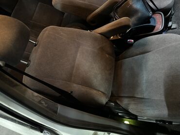 Toyota: Toyota Ipsum: 2003 г., 2.4 л, Автомат, Бензин, Минивэн — 12