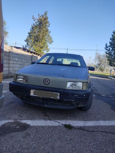 аксессуары для мерседес: Volkswagen Passat: 1988 г., 1.8 л, Бензин, Седан
