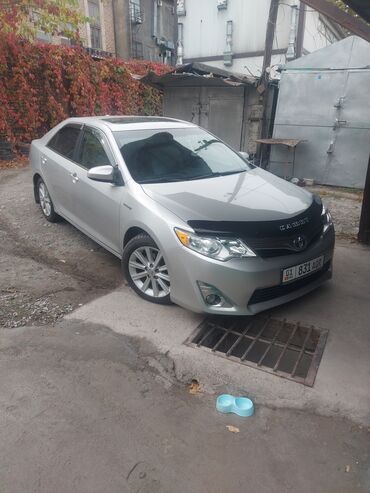 Toyota: Toyota Camry: 2013 г., 2 л, Вариатор, Гибрид, Седан