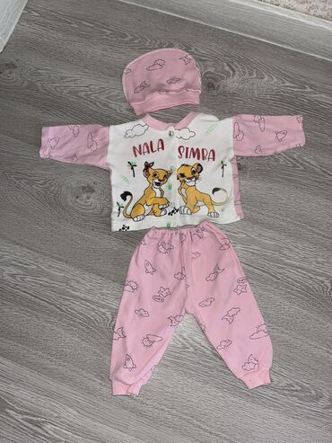 Uşaqlar üçün digər geyimlər: Qiz uwaqi ucun paltarlar satilir 0-5 aya qeder 80 azn. Продаются вещи — 9