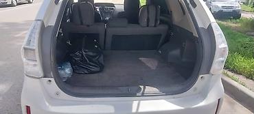 Toyota: Toyota Prius V: 2012 г., Гибрид, Универсал — 5
