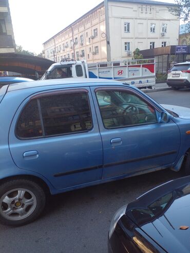 купить маленькую машину недорого: Nissan March: 1999 г., 1 л, Автомат, Бензин, Хэтчбэк