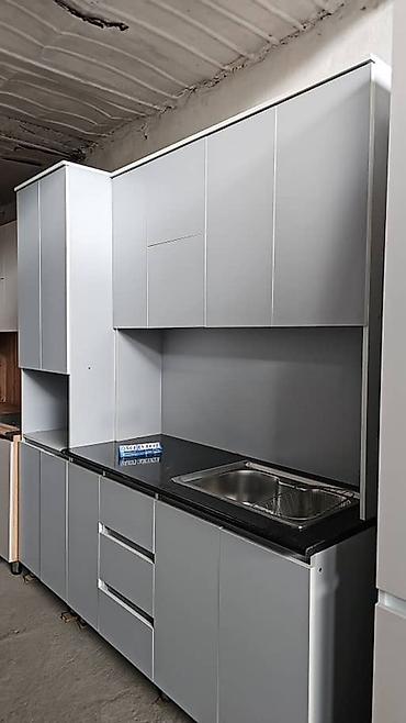 Кухонные гарнитуры: Кухонный гарнитур — 14