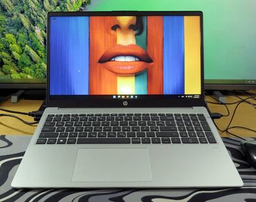 samsung s22 cena gigatron: AMD Ryzen 5, 8 GB OZU, 15.6 "