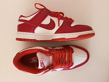 Nike Dunk Low (GS) Red/White - Модель: Nike Dunk Low, подростковая/GS at lalafo.kg Nike Dunk Low (GS) Red/White - Модель: Nike Dunk Low, подростковая/GS