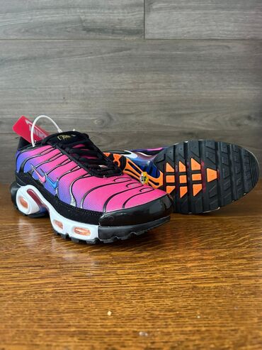 duge cizme je broj: Nike, 41, color - Multicolored