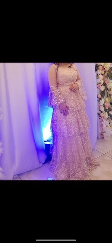 вечерние бежевые платья: Zərif ziyafət/libas - Rəng: Pudra/şampan tonlarında - Model: Uzun