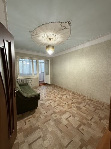 105 серия 3 комнатная: 2 комнаты, 54 м², 105 серия, 3 этаж, Старый ремонт