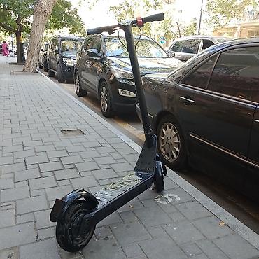 Elektrikli samokatlar: Elektrik skuter – şəhər içi rahat hərəkət üçün kompakt və güclü model — 3