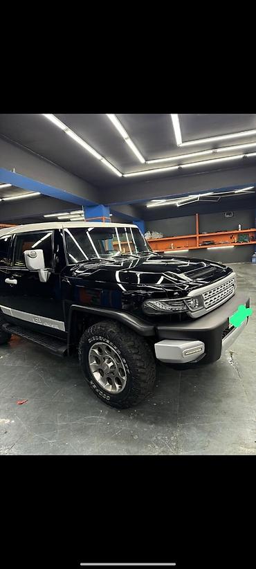 Транспорт: Toyota FJ Cruiser: 4 л | 2013 г. Внедорожник — 2